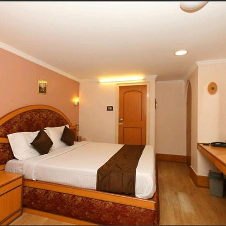 Hotel Maneck Ooty Luaran gambar