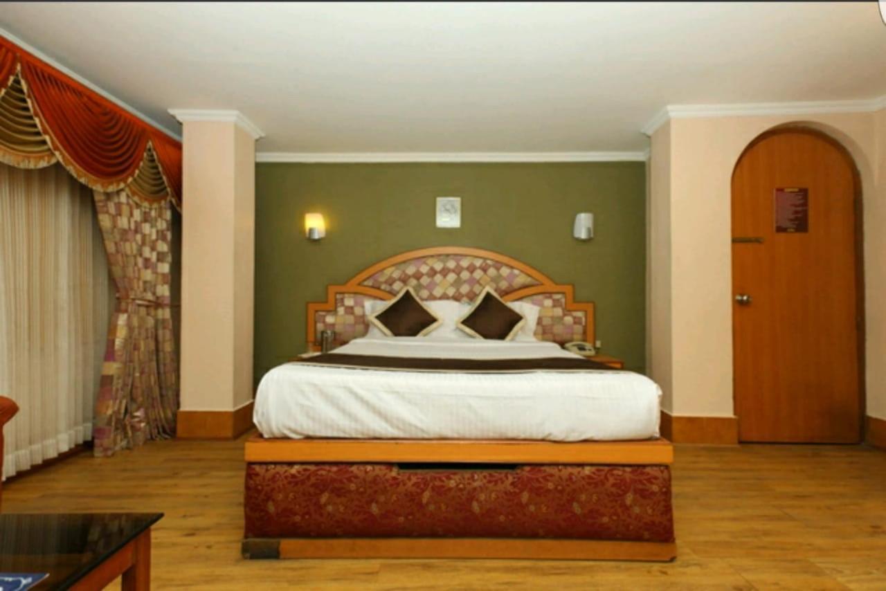 Hotel Maneck Ooty Luaran gambar